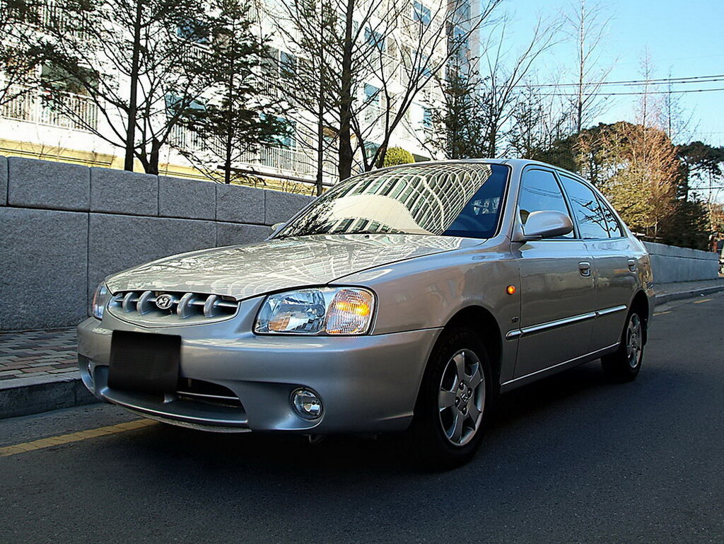 Hyundai Verna (LC) 1 поколение, лифтбек (07.2002 - 09.2005)